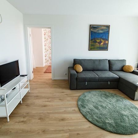 Spacious Apartment Close To The Old Town Вильнюс Экстерьер фото