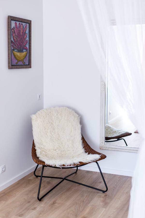 Spacious Apartment Close To The Old Town Вильнюс Экстерьер фото
