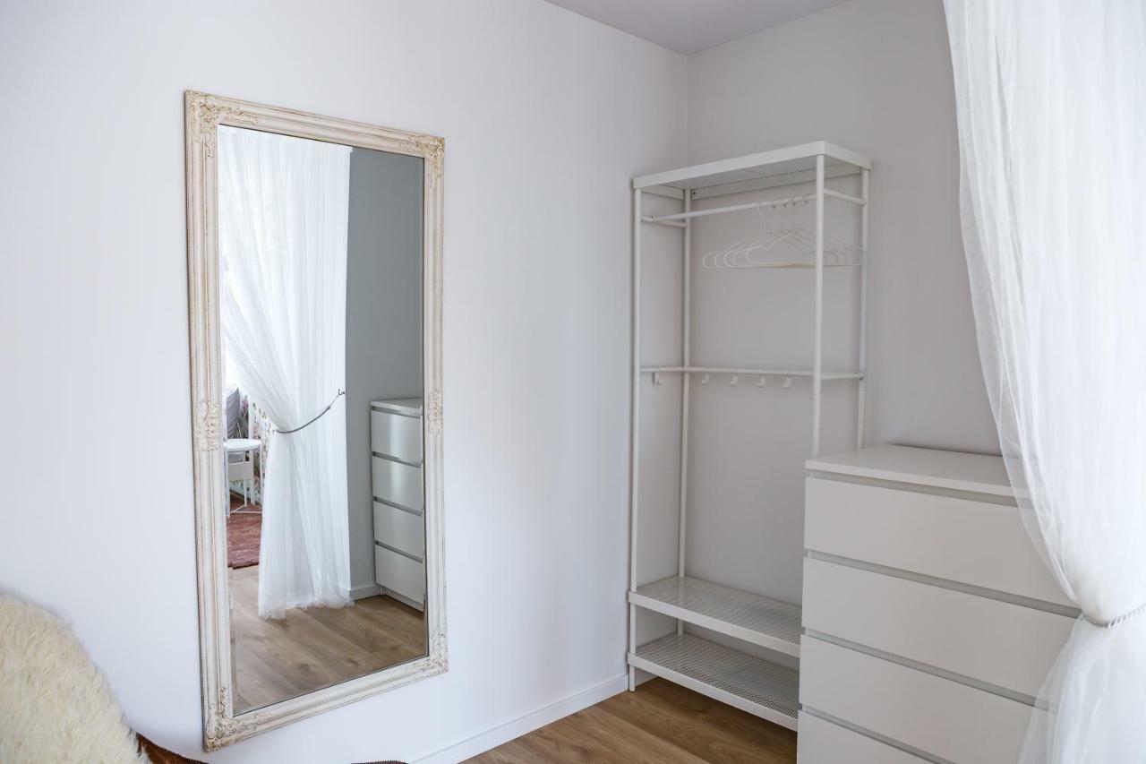 Spacious Apartment Close To The Old Town Вильнюс Экстерьер фото